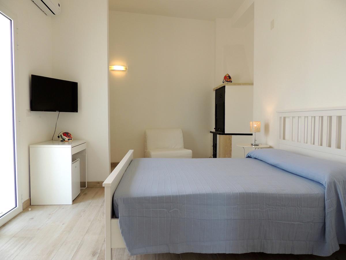 Le Fiche D'India Hotel Giuggianello Kültér fotó